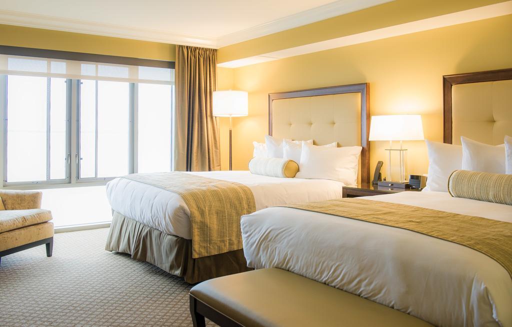 The Edgewater Hotel Мадисън Екстериор снимка