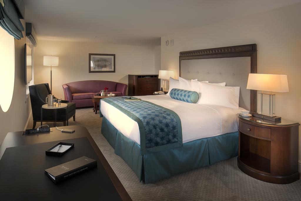 The Edgewater Hotel Мадисън Екстериор снимка