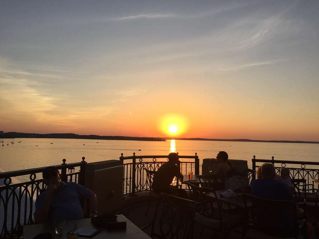 The Edgewater Hotel Мадисън Природа снимка