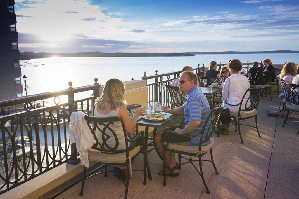 The Edgewater Hotel Мадисън Ресторант снимка